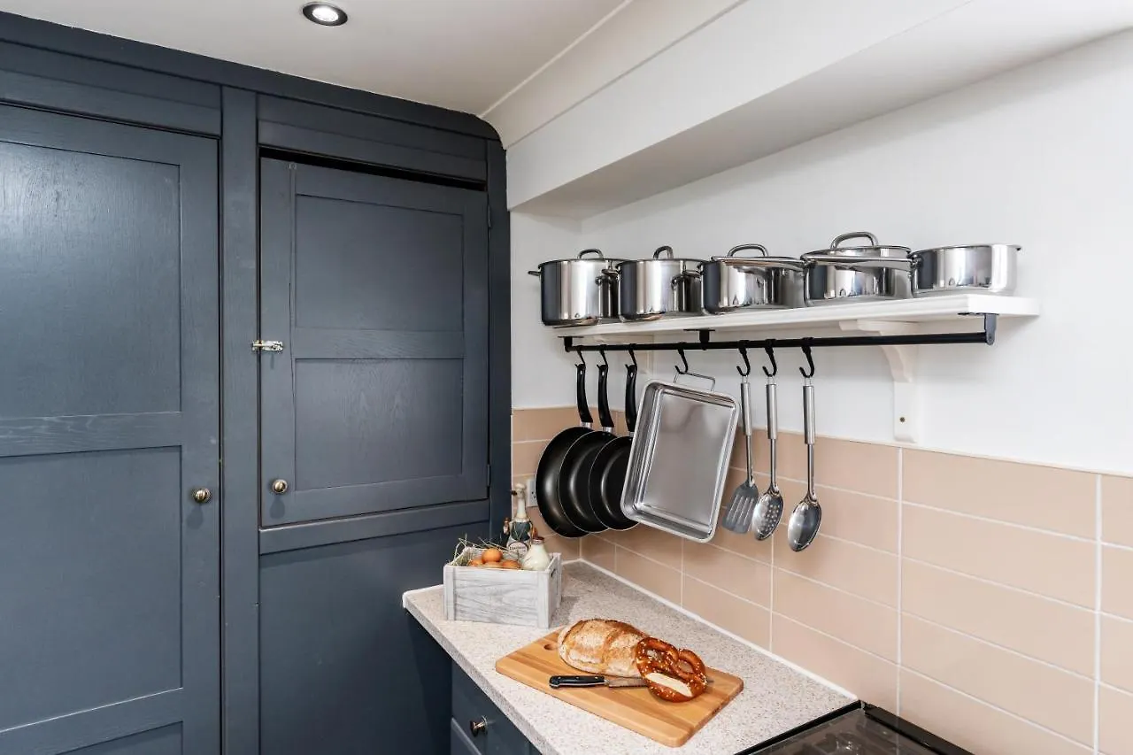 The Laurel Cottage Doncaster